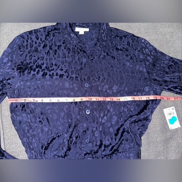 NWT On 34th Animal Print Jacquard Jumpsuit Blue Size M Long Sleeve Button Front - Picture 3 of 11